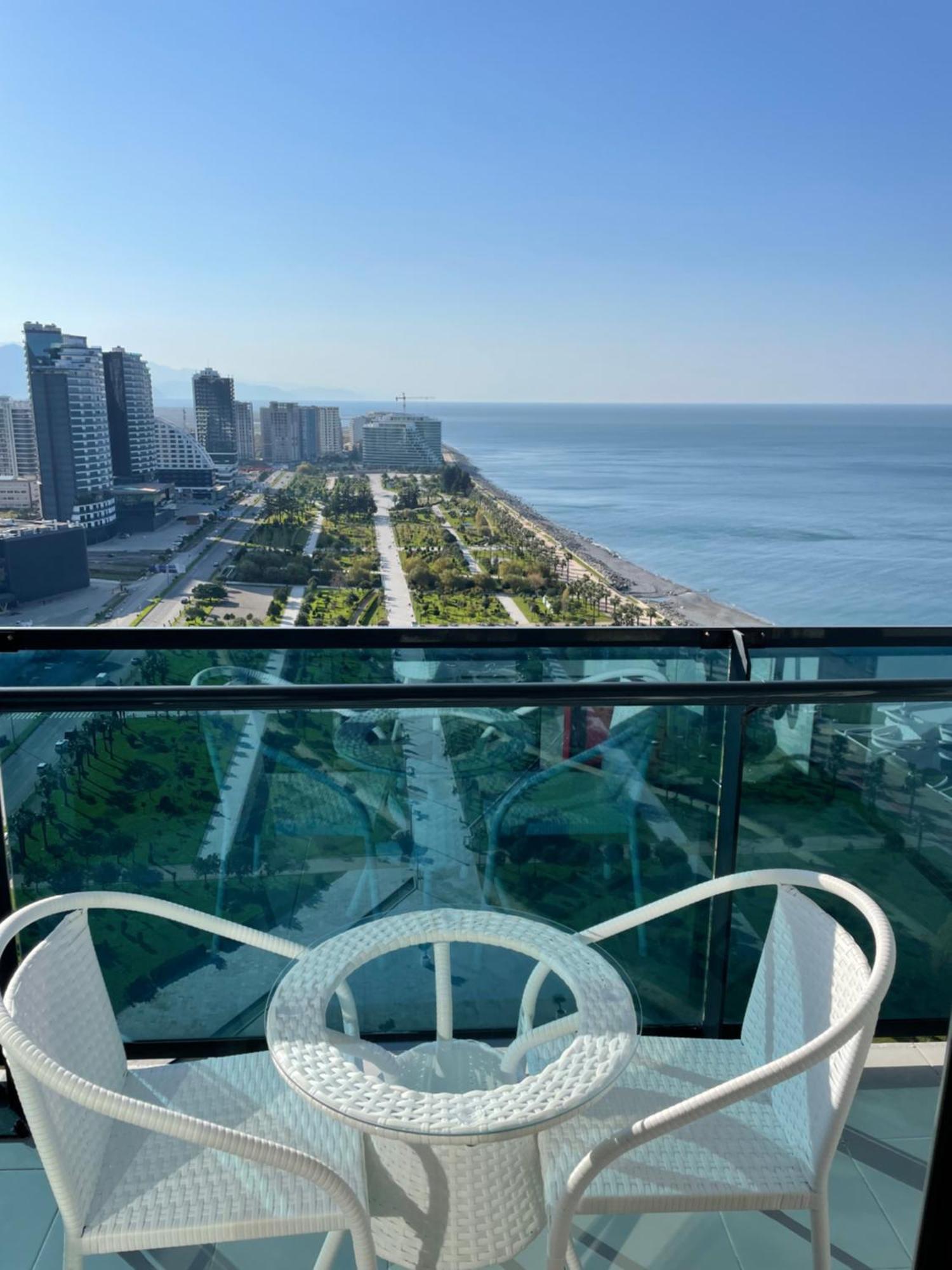 Sea View Apartments Orbi Beach Tower Batumi Ngoại thất bức ảnh