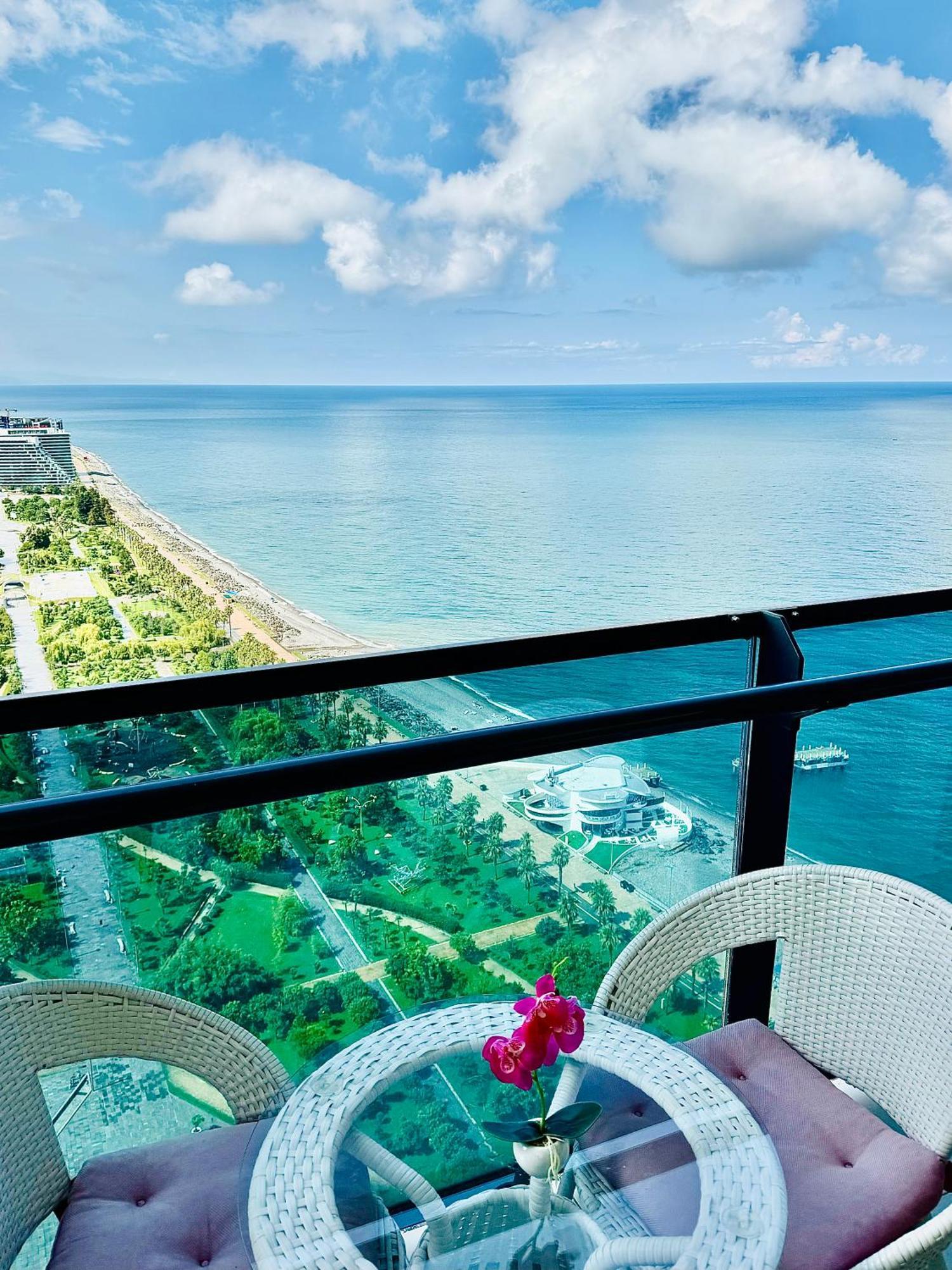 Sea View Apartments Orbi Beach Tower Batumi Ngoại thất bức ảnh